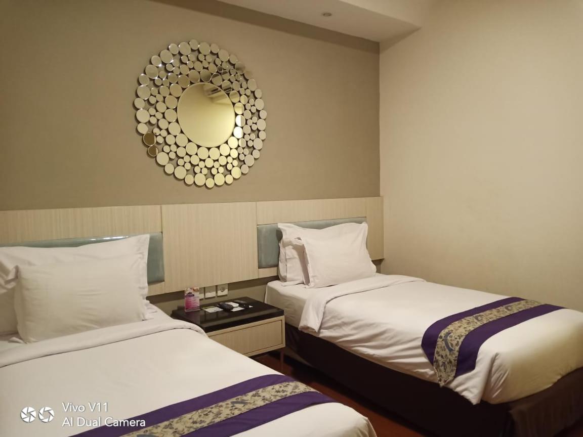 Ayla City Hotel Sorong Ngoại thất bức ảnh