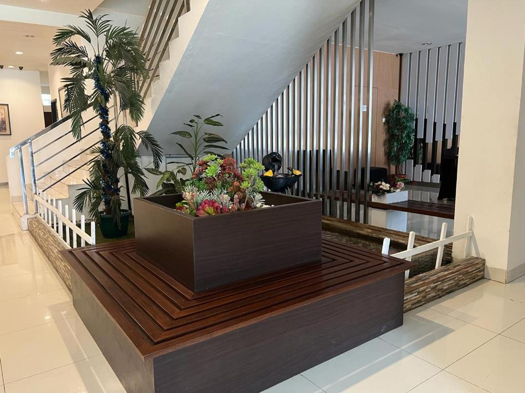 Ayla City Hotel Sorong Ngoại thất bức ảnh