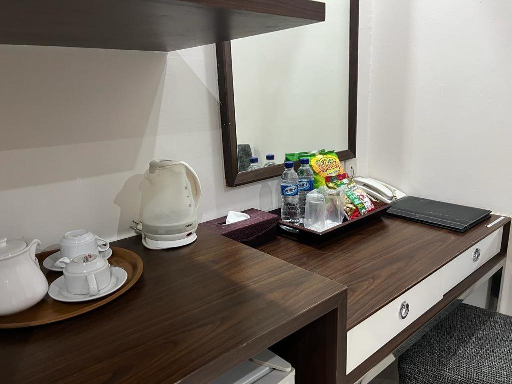 Ayla City Hotel Sorong Ngoại thất bức ảnh